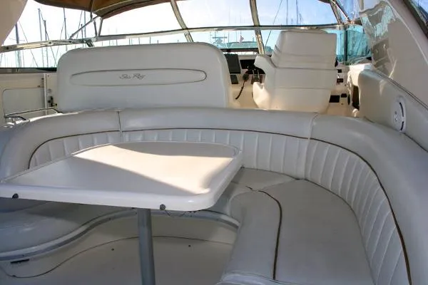 Slide: The Image of Sea Ray 450 Sundancer w/420hp Cats 1998 - 7