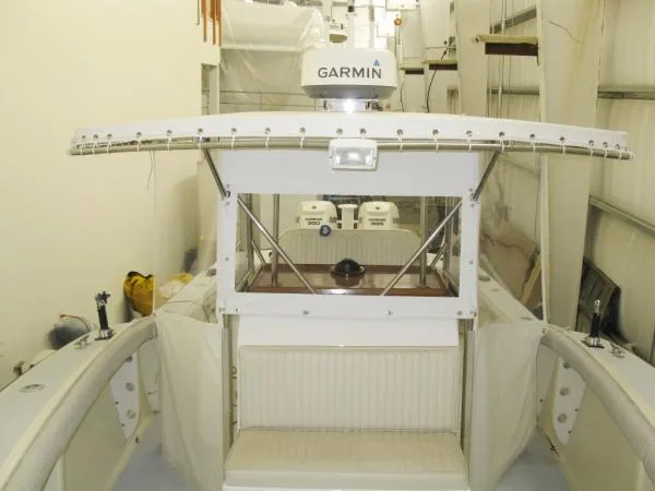 Slide: The Image of Ocean Master 31 CC 2011 Repower  1990 - 10