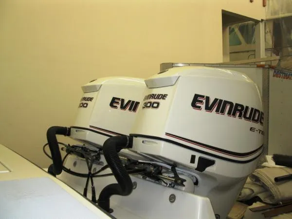 Slide: The Image of Ocean Master 31 CC 2011 Repower  1990 - 3