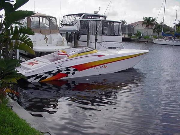 Slide: The Image of Donzi 38 ZX 500 EFI 2000 - 0