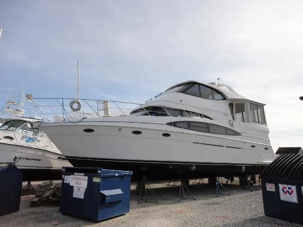 Slide: The Image of Carver Yachts 506 Motoryacht 2000 - 0