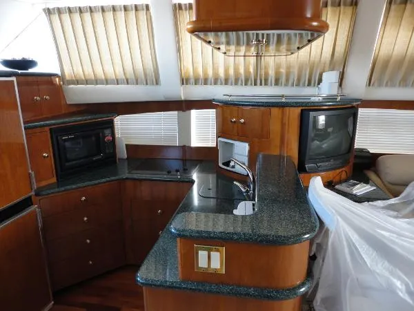 Slide: The Image of Carver Yachts 506 Motoryacht 2000 - 6