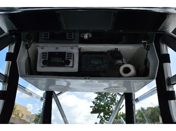 Slide: The Image of ANDROS BOATWORKS 32 OFFSHORE 2011 - 4