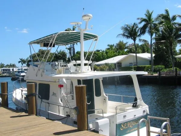 Slide: The Image of Albin 36 Express Trawler 1999 - 2