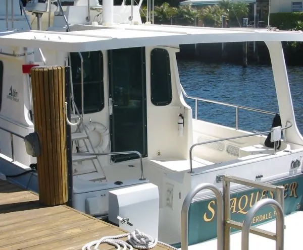 Slide: The Image of Albin 36 Express Trawler 1999 - 6