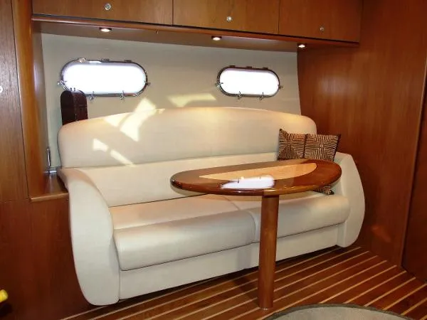 Slide: The Image of Tiara 3900 Sovran 2009 - 3