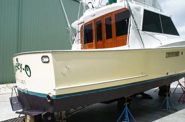 Slide: The Image of Hatteras 34' Convertible 1967 - 11