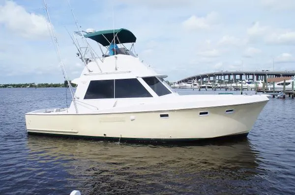 Slide: The Image of Hatteras 34' Convertible 1967 - 4