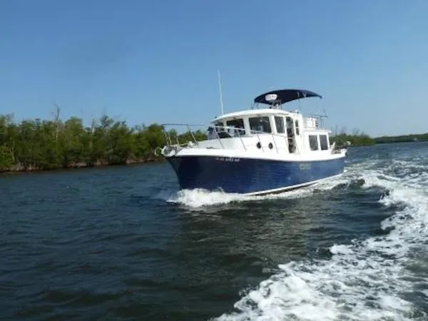 Slide: The Image of American Tug 34 2002 - 0