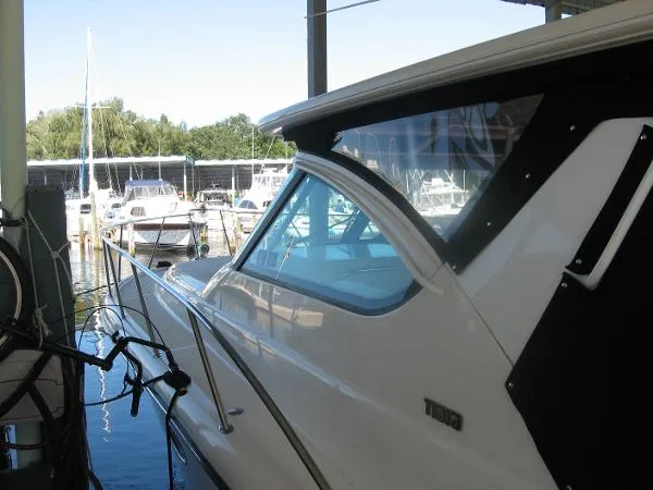 Slide: The Image of Tiara 3800 Open 2003 - 5