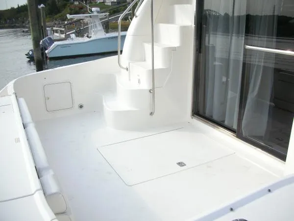 Slide: The Image of Sea Ray 480 Sedan Bridge 1999 - 11