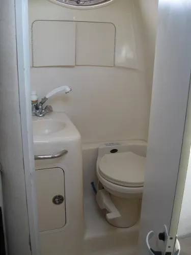 Slide: The Image of Sea Ray 270 Sundancer 2001 - 7