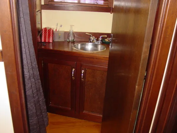 Slide: The Image of Custom Trawler 1987 - 11