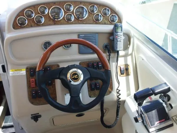 Slide: The Image of Sea Ray 290 Sundancer 2001 - 3