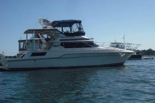 Slide: The Image of Wellcraft 46 Cockpit Motor Yacht 1990 - 1