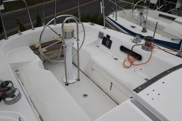Slide: The Image of Pearson 34 Sloop 1983 - 4