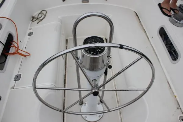 Slide: The Image of Pearson 34 Sloop 1983 - 5