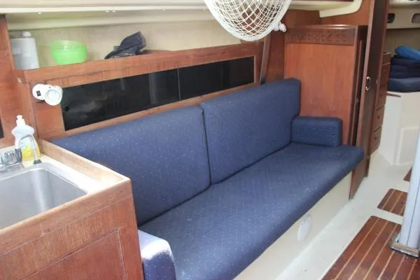 Slide: The Image of Pearson 34 Sloop 1983 - 6