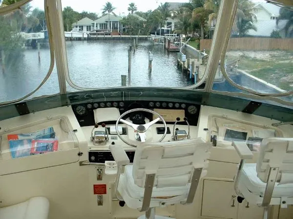 Slide: The Image of Hatteras 52 Cockpit Motor Yacht 1991 - 2