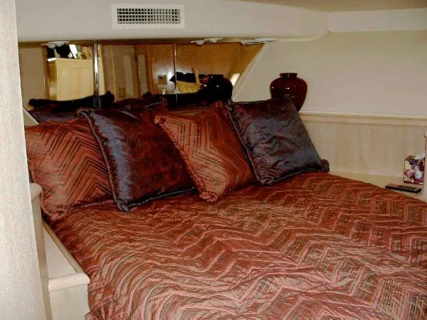 Slide: The Image of Hatteras 52 Cockpit Motor Yacht 1991 - 8