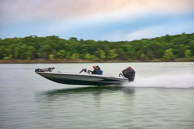 Slide: The Image of Triton 21XP Patriot 2026 - 103