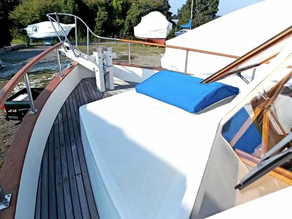 Slide: The Image of Eagle 40 Trawler 1980 - 1