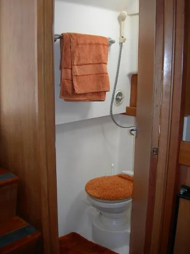 Slide: The Image of Mainship Pilot 34 2003 - 1