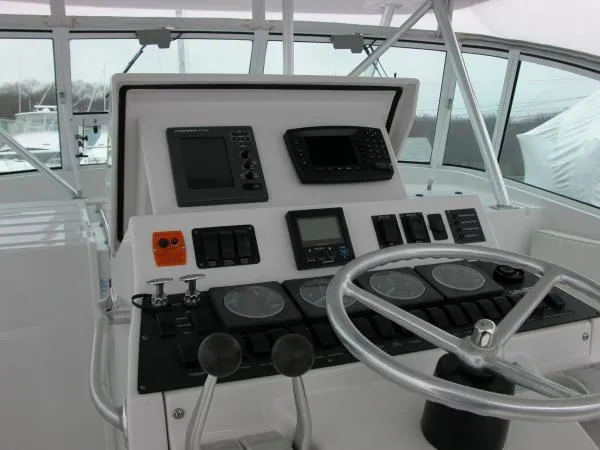 Slide: The Image of Luhrs 40 Open 2002 - 4