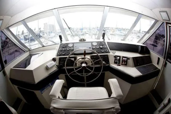 Slide: The Image of Bayliner 4550 Motoryacht 1985 - 10