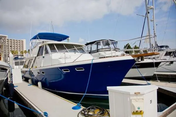 Slide: The Image of Bayliner 4550 Motoryacht 1985 - 2