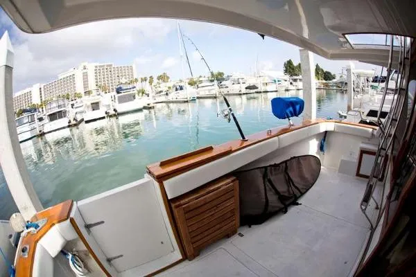 Slide: The Image of Bayliner 4550 Motoryacht 1985 - 4