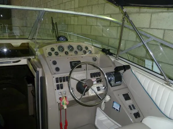 Slide: The Image of Bayliner Avanti 3485 1996 - 10