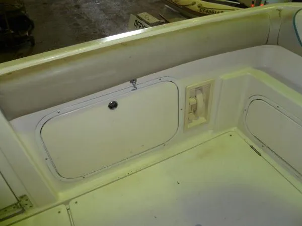 Slide: The Image of Bayliner Avanti 3485 1996 - 2