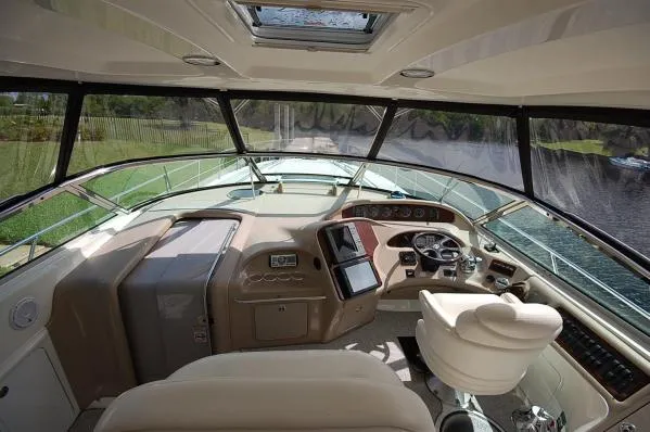 Slide: The Image of Sea Ray 55 Sundancer Fresh Water Vessel 2003 - 6