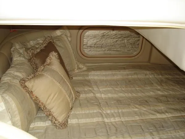 Slide: The Image of Rinker 342 Fiesta Vee 2002 - 11