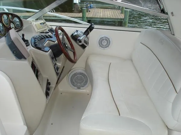 Slide: The Image of Rinker 342 Fiesta Vee 2002 - 4