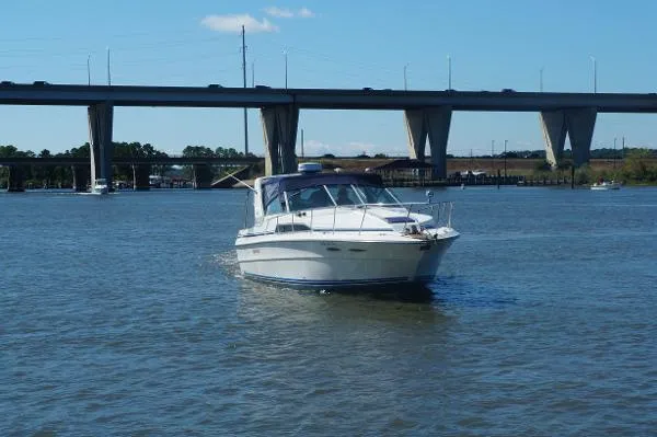 Slide: The Image of Sea Ray 340 Express Cruiser 1989 - 4