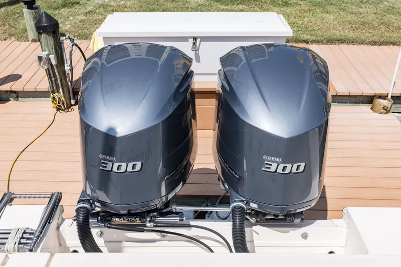 Slide: The Image of Twin Yamaha 300 engines on a 2017 Grady-White Freedom 285 boat. - 8