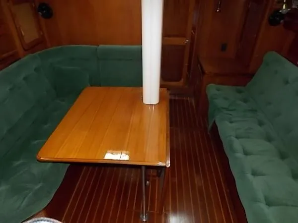 Slide: The Image of Gulfstar 44 Sloop 1981 - 8