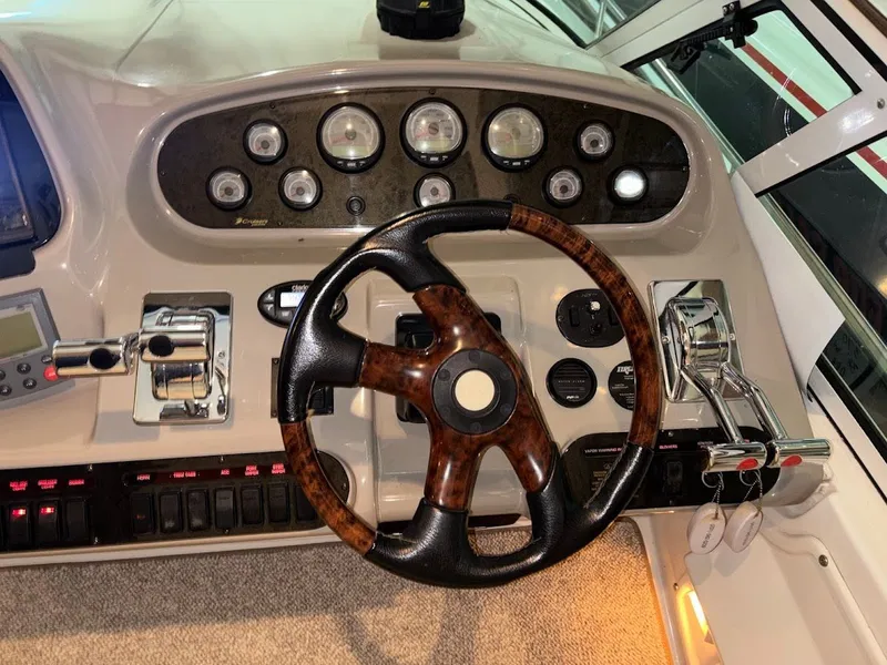 Slide: The Image of 2004 Cruisers Yachts 370 Express 14 - 14