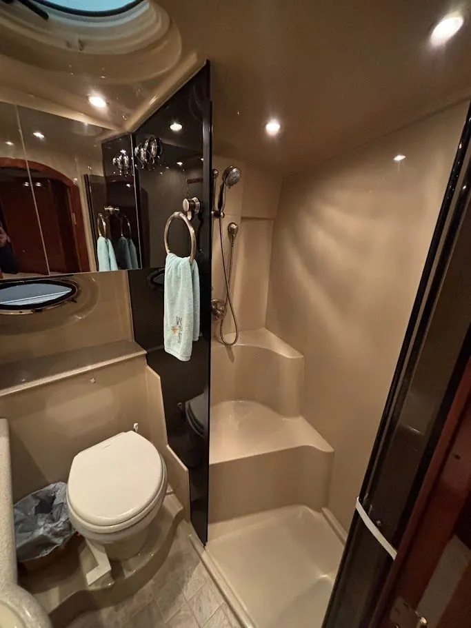 Slide: The Image of 2004 Cruisers Yachts 370 Express 34 - 34