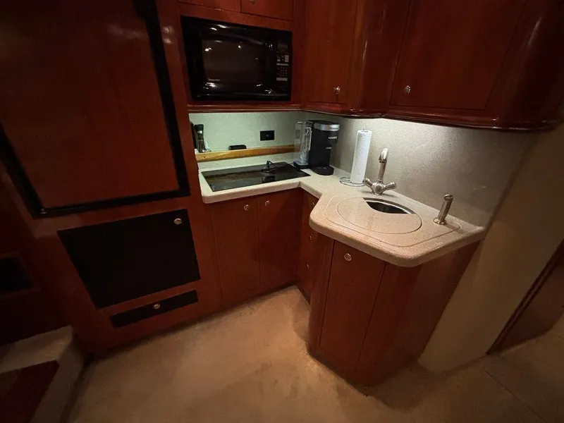 Slide: The Image of 2004 Cruisers Yachts 370 Express 36 - 36