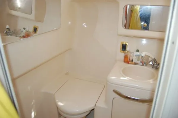 Slide: The Image of Sea Ray 340 Amberjack 2001 - 4