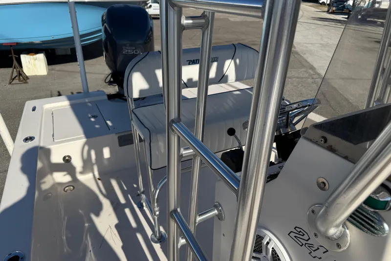 Slide: The Image of 2007 Pathfinder 2400 Tournament Edition boat interior with Yamaha 250 engine. - 11