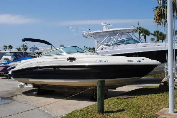 Slide: The Image of Sea Ray Sundeck 240 2008 - 0