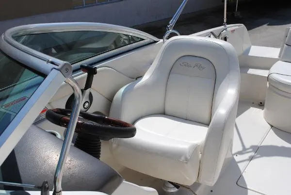 Slide: The Image of Sea Ray Sundeck 240 2008 - 10