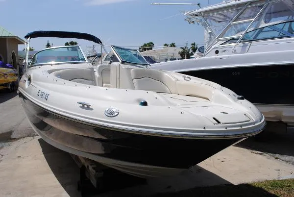 Slide: The Image of Sea Ray Sundeck 240 2008 - 2