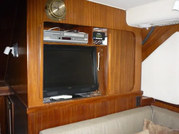 Slide: The Image of Hatteras 41 Convertible BR7073 1988 - 2