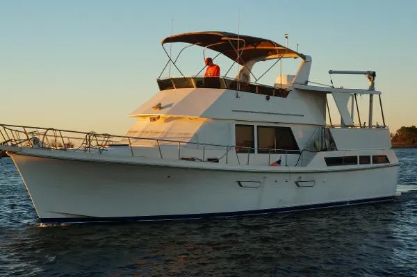 Slide: The Image of Marine Trader 47 Tradewinds 1988 - 11
