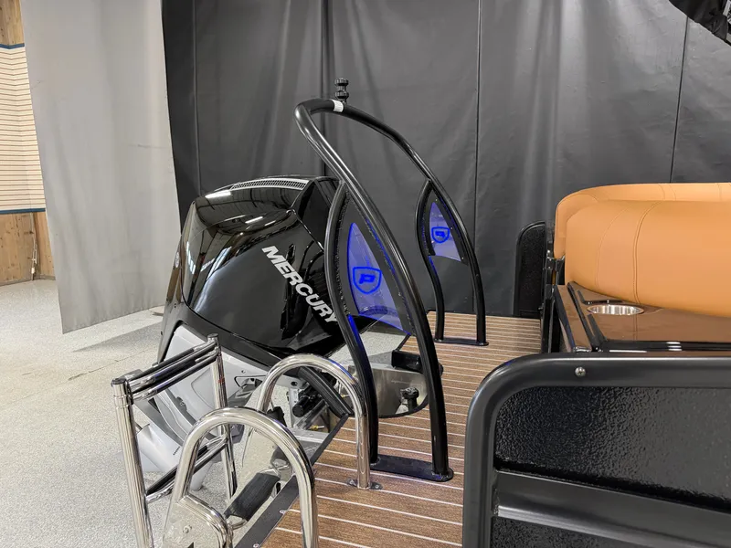 Slide: The Image of Premier 230 Solaris 2026 - 80